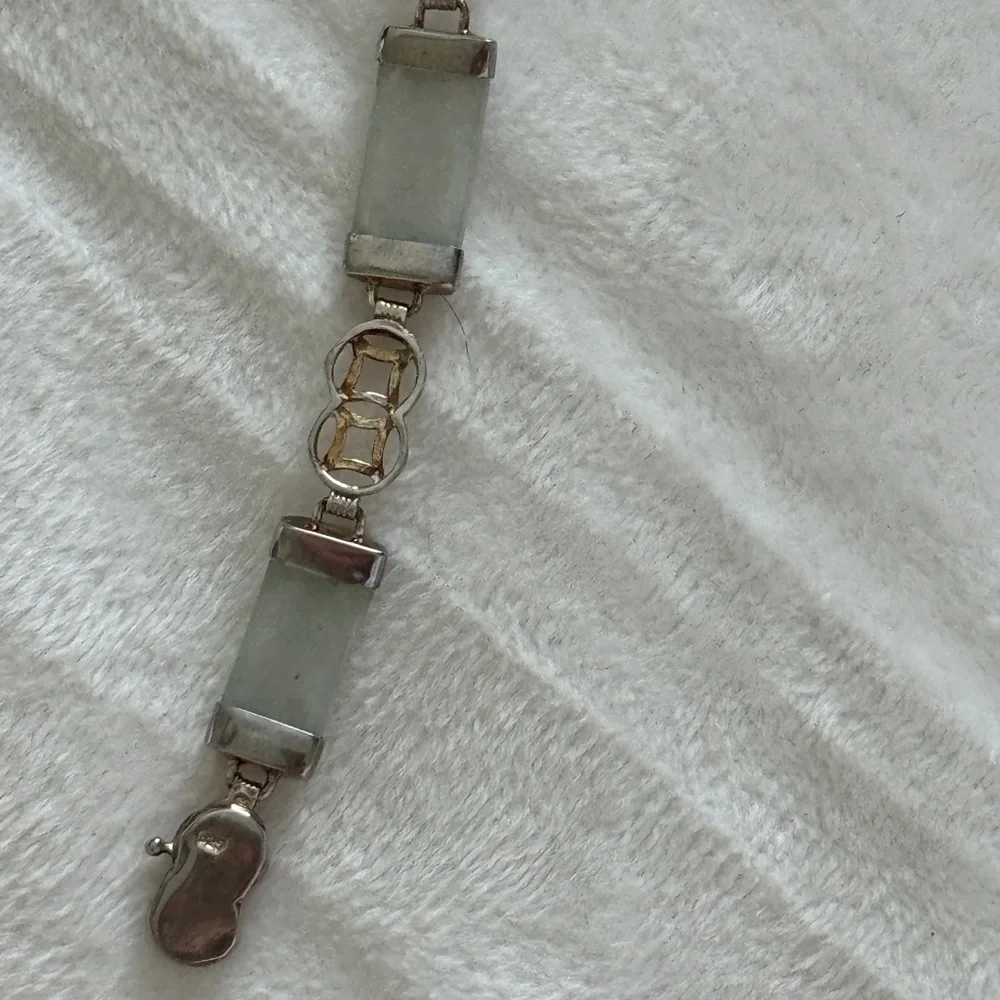 Vintage Jade Tennis Bracelet - Picture 9 of 12